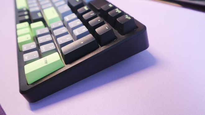 绿机械键盘测评：客制化与性价比的完美平衡开元棋牌试玩雷柏V700DIY-98黑灰(图7)